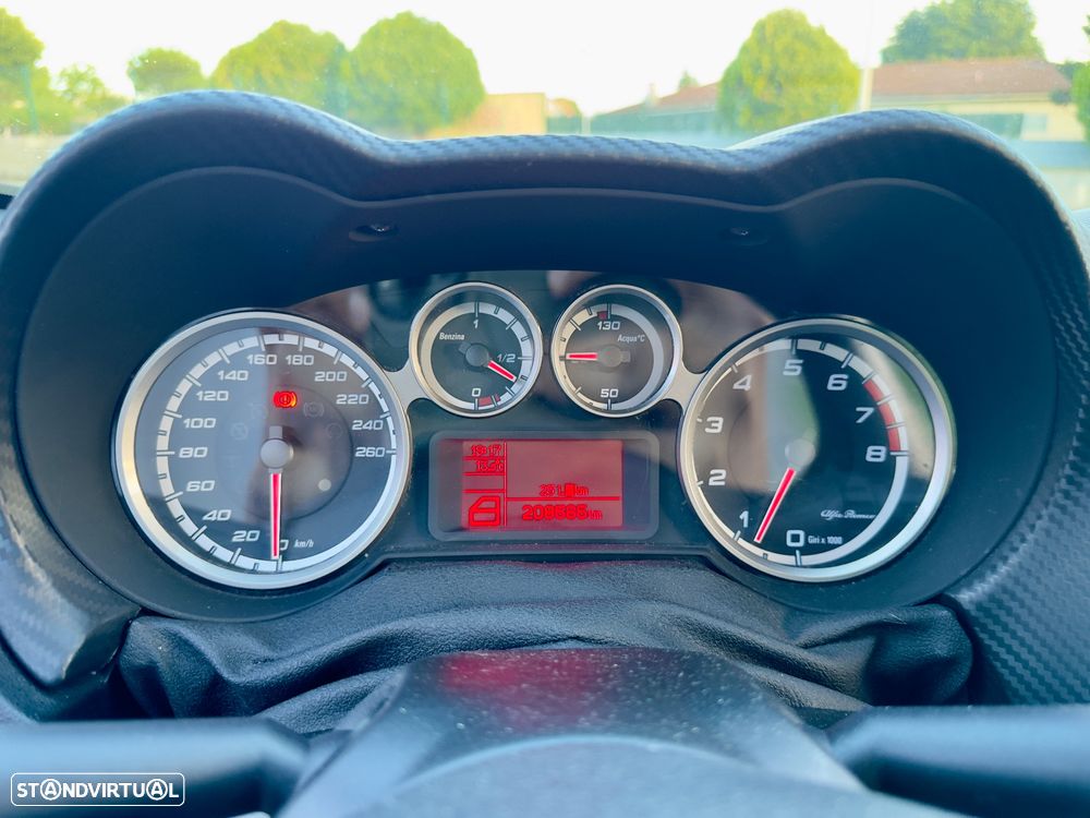 Alfa Romeo MiTo TB 1.4 16V MultiAir Quadrifoglio Verde - 16