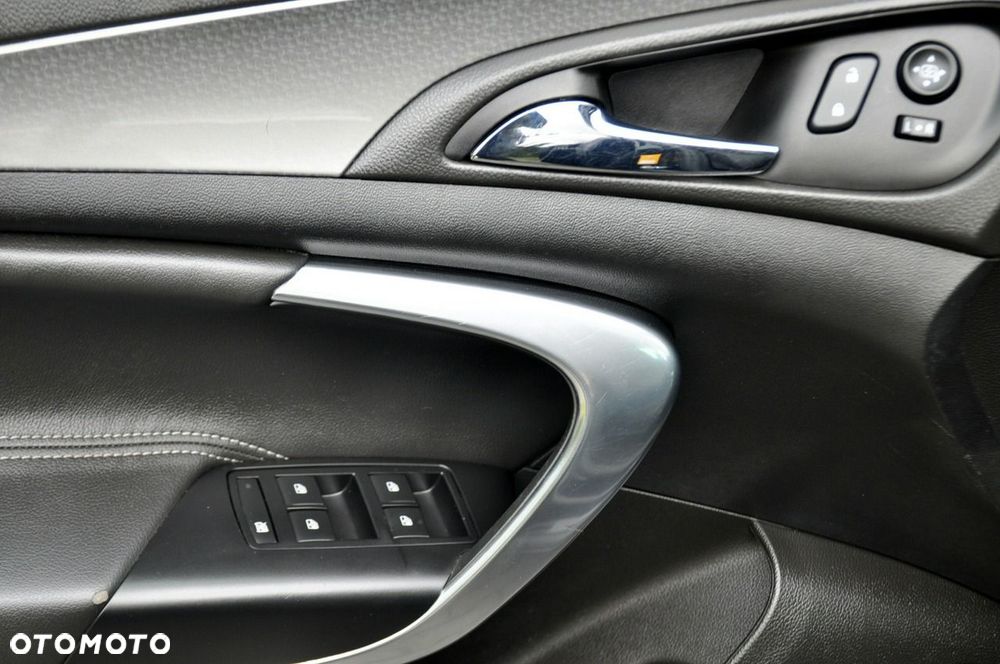 Opel Insignia - 35