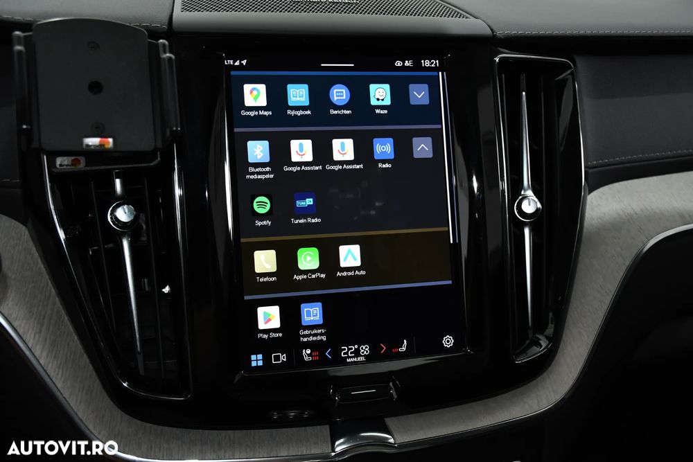 Volvo XC 60 T6 AWD Recharge Geartronic Inscription - 21