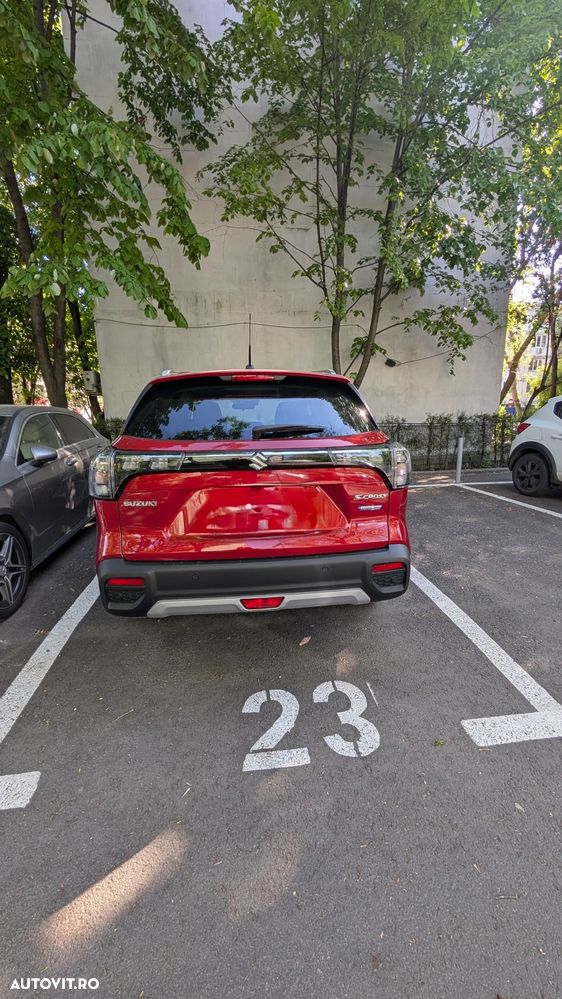 Suzuki S-Cross 1.4 Boosterjet Mild Hybrid AllGrip Luxus - 4