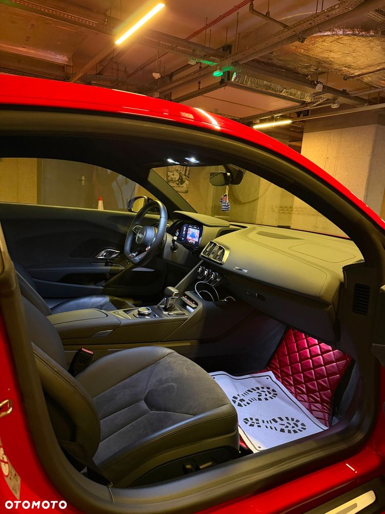 Audi R8 Coupé - 14