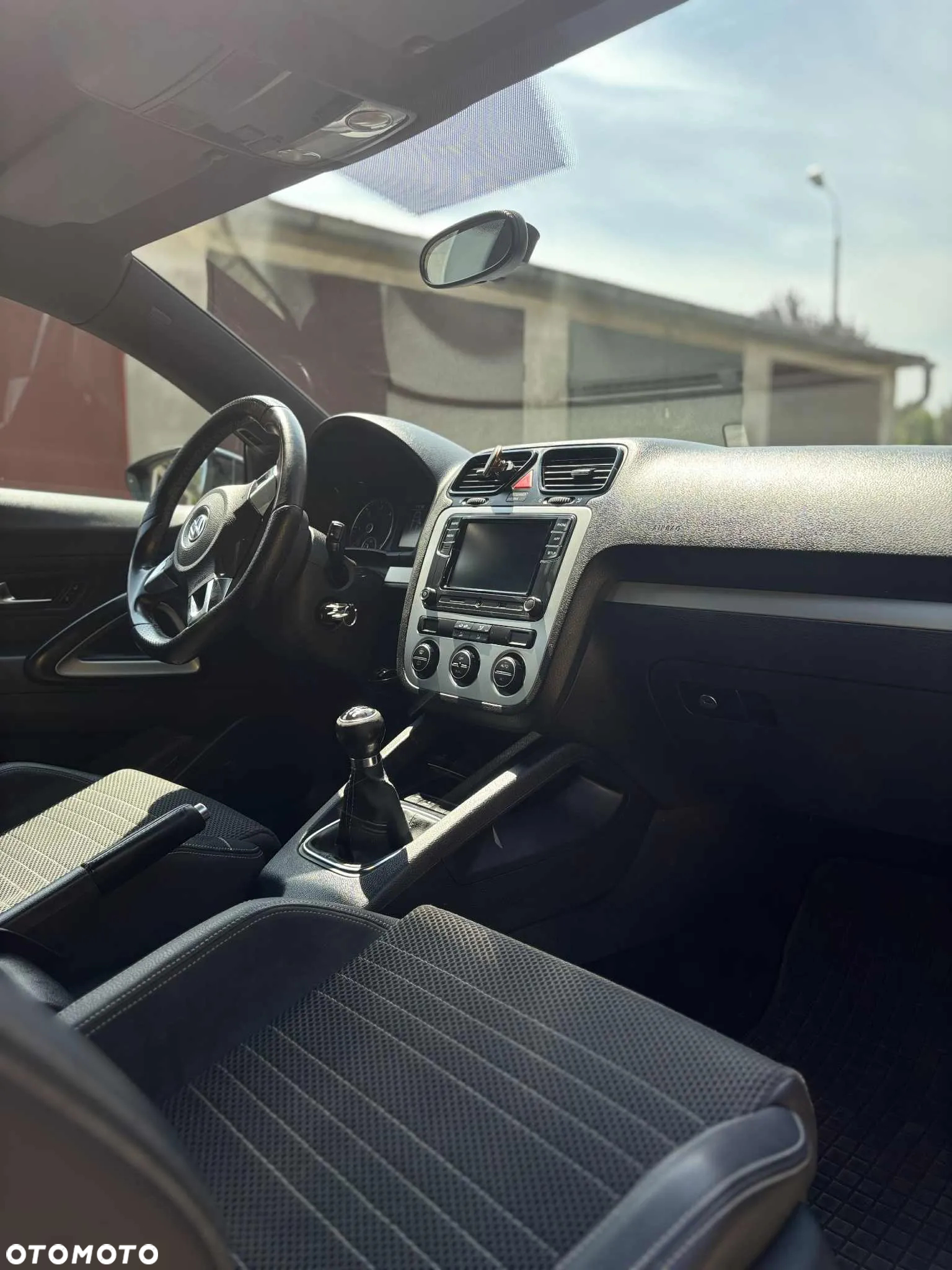 Volkswagen Scirocco 2.0 TDI - 14