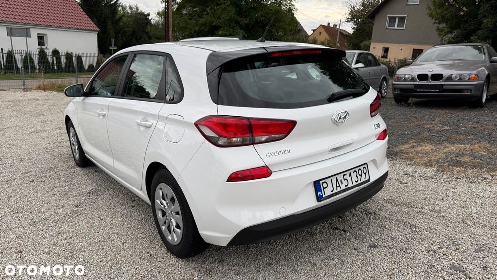 Hyundai i30 1.6 D Comfort - 6