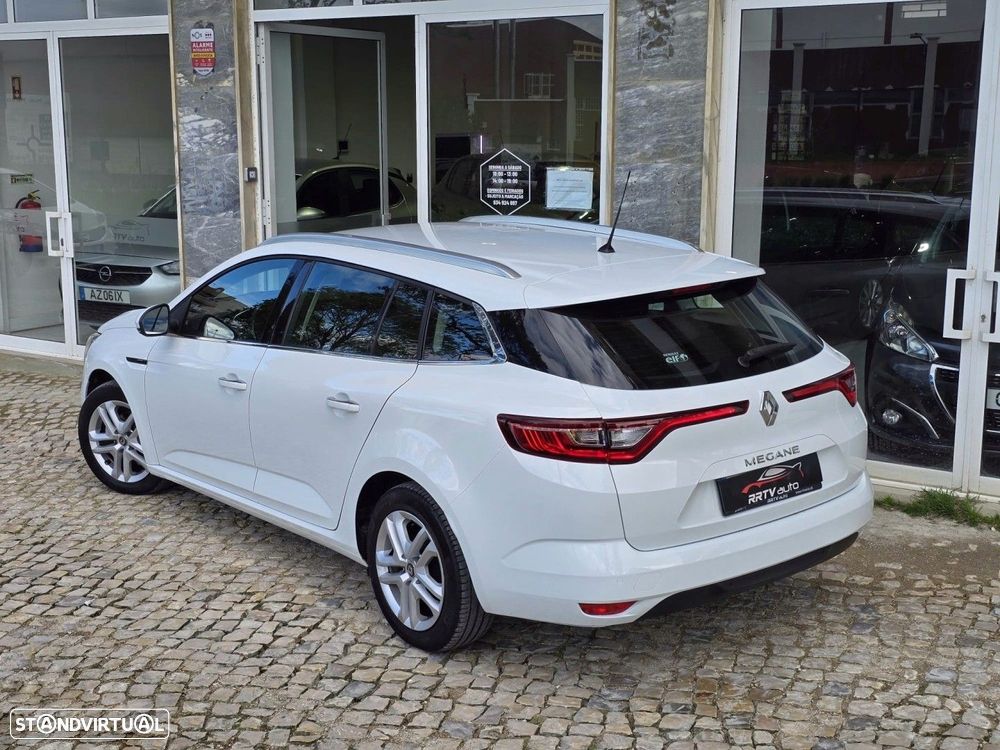 Renault Mégane Sport Tourer 1.5 Blue dCi Zen - 3