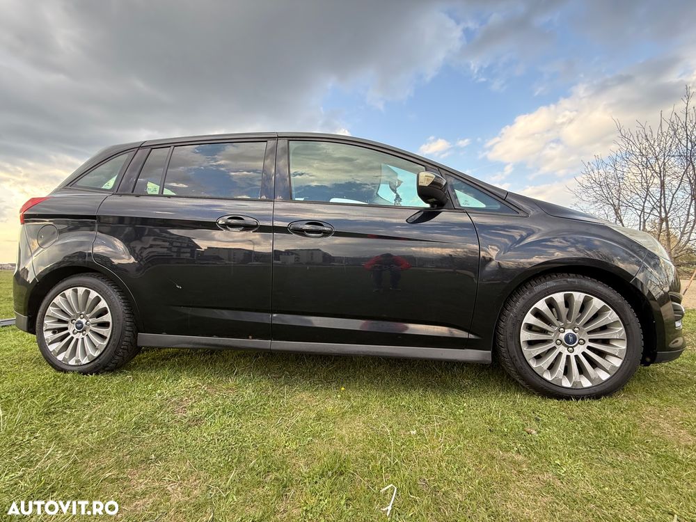 Ford Grand C-Max - 4