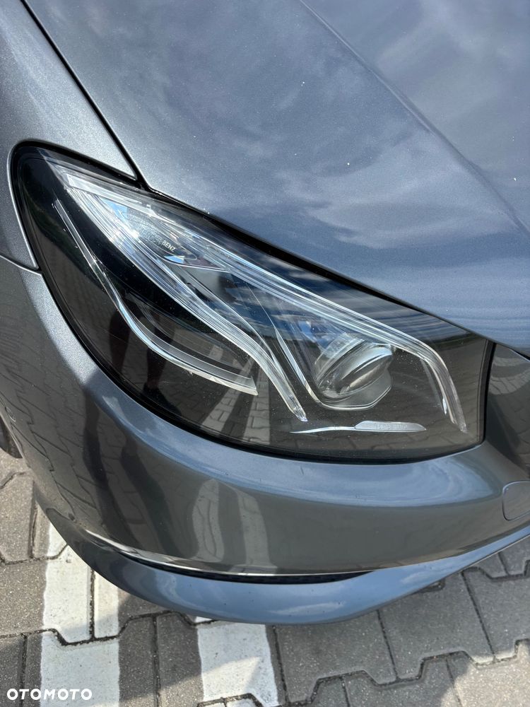 Mercedes-Benz Klasa E 220 d 9G-TRONIC Exclusive - 17