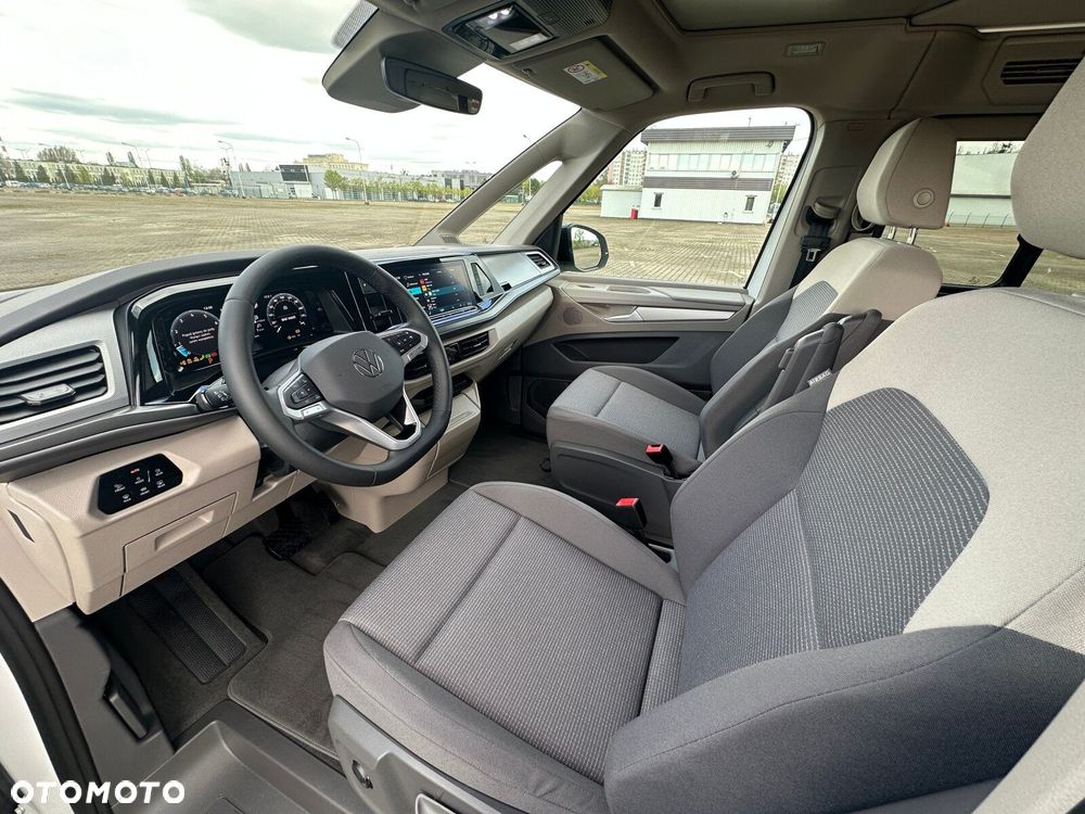 Volkswagen california Nowa California Beach silnik: 2,0 l TSI OPF 204 KM / skrzynia biegów: 7-biegowa DSG rozstaw osi: 3124 mm - 7