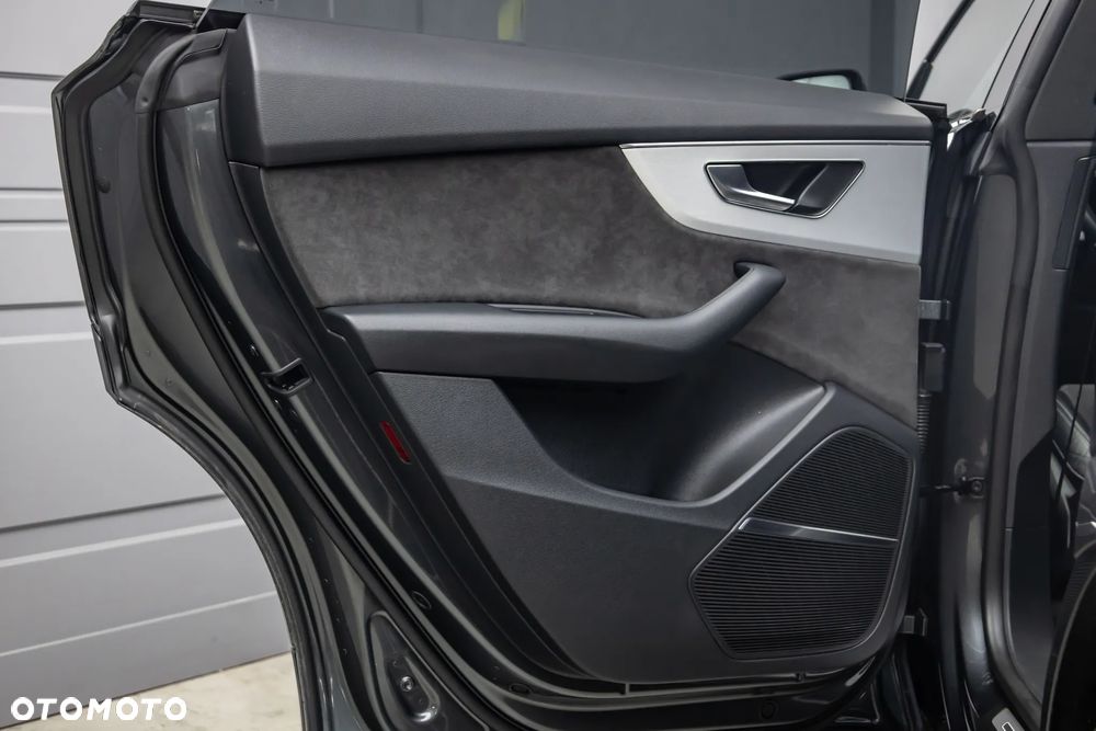 Audi Q8 50 TDI mHEV Quattro Tiptronic - 31