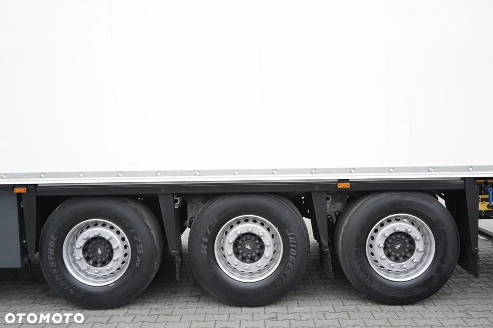 Schmitz Cargobull CHŁODNIA / AGREGAT SCHMITZ TKM / 2x OŚ PODNOSZONA / KOSZ NA PALETY / 2023 ROK / - 26