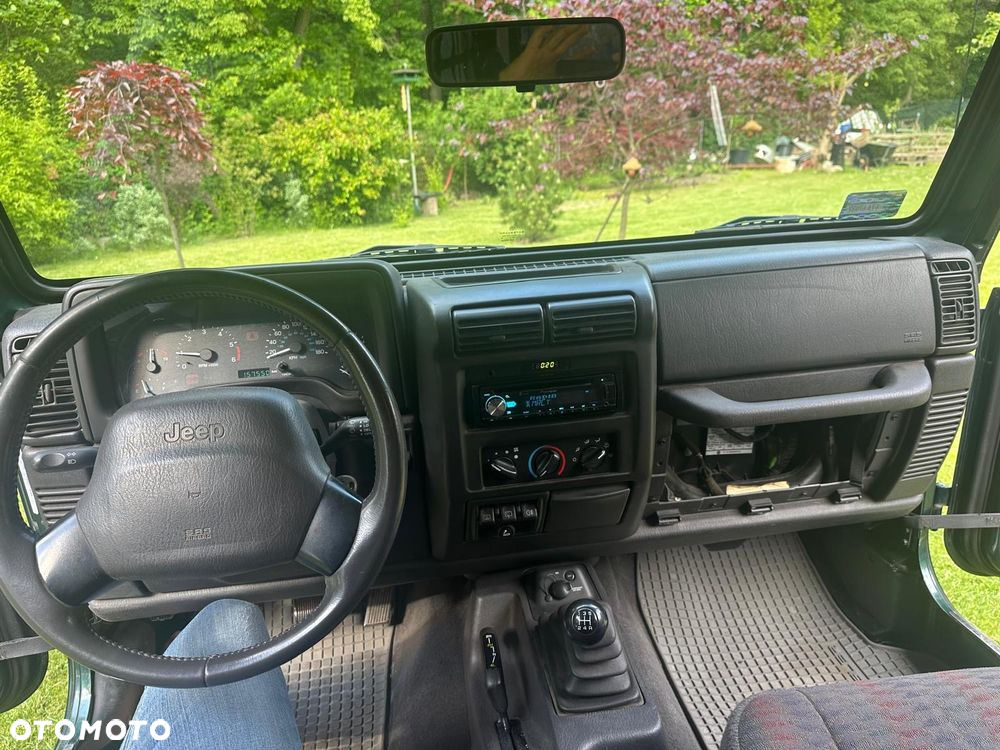 Jeep Wrangler 2.5 Sport - 19