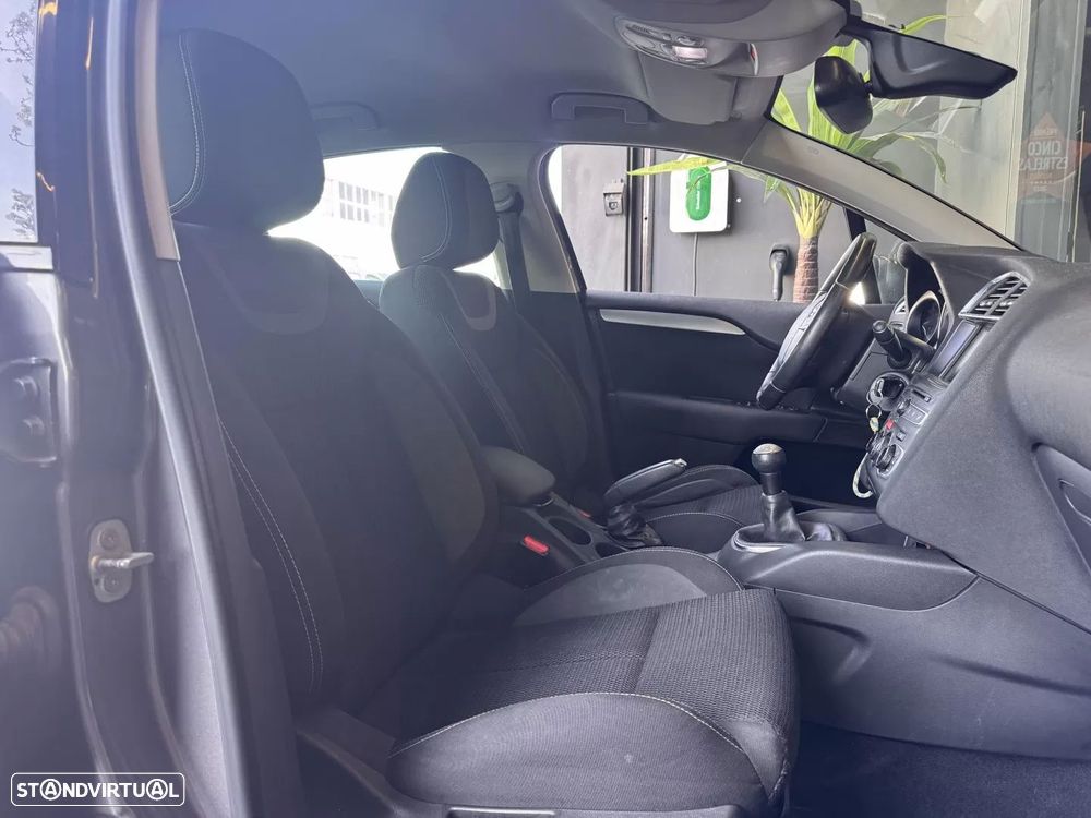 Citroën C4 BlueHDi 100 Selection - 29