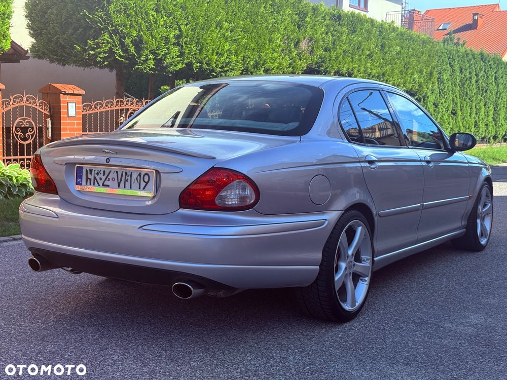 Jaguar X-Type 2.5 V6 4x4 Executive - 3