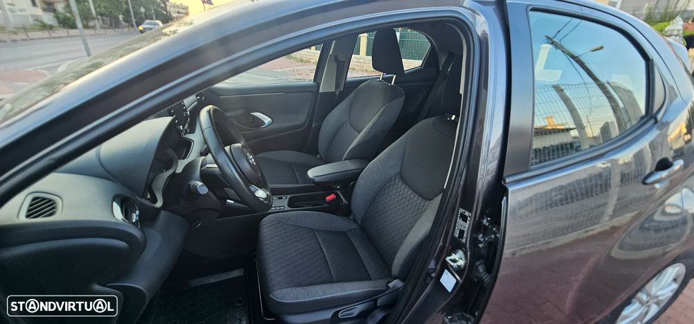 Toyota Yaris 1.5 HDF Comfort Plus - 12
