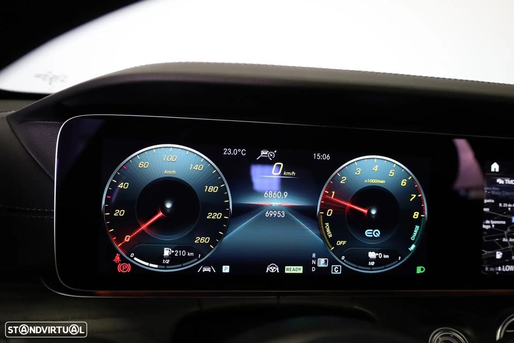 Mercedes-Benz E 300 e AMG Line - 30