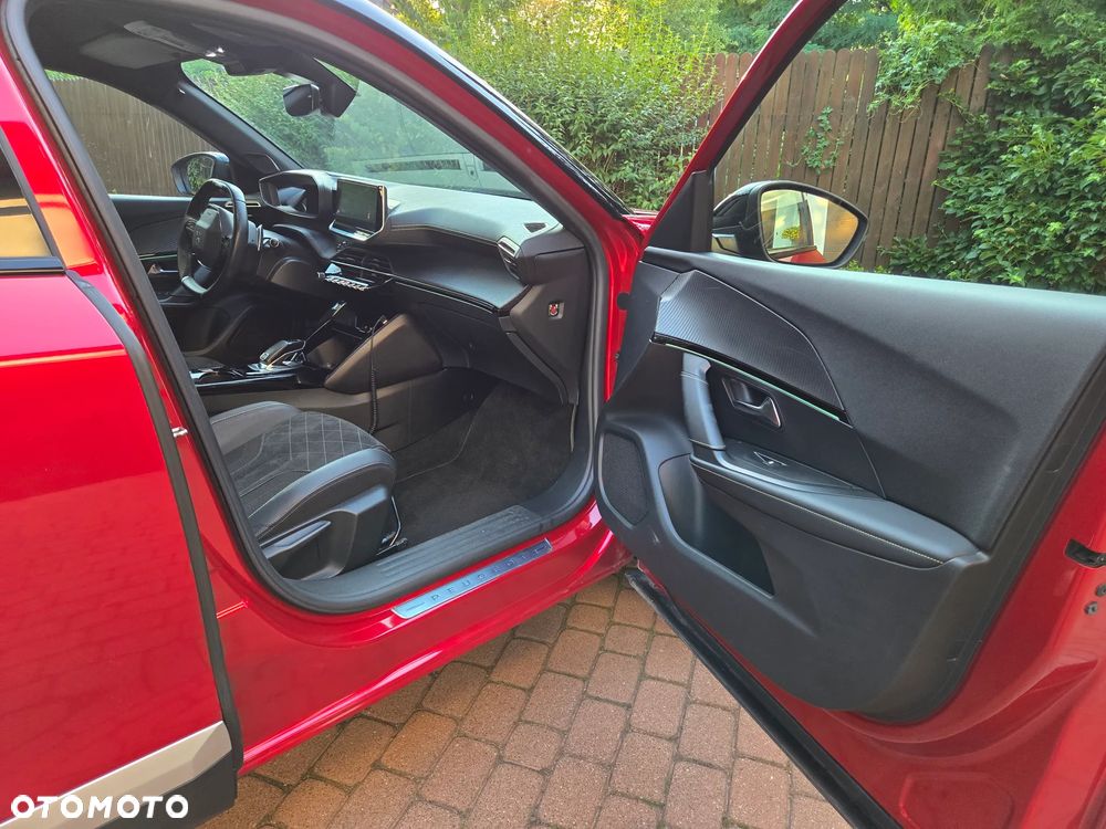 Peugeot 2008 1.2 PureTech GT Pack S&S EAT8 - 22