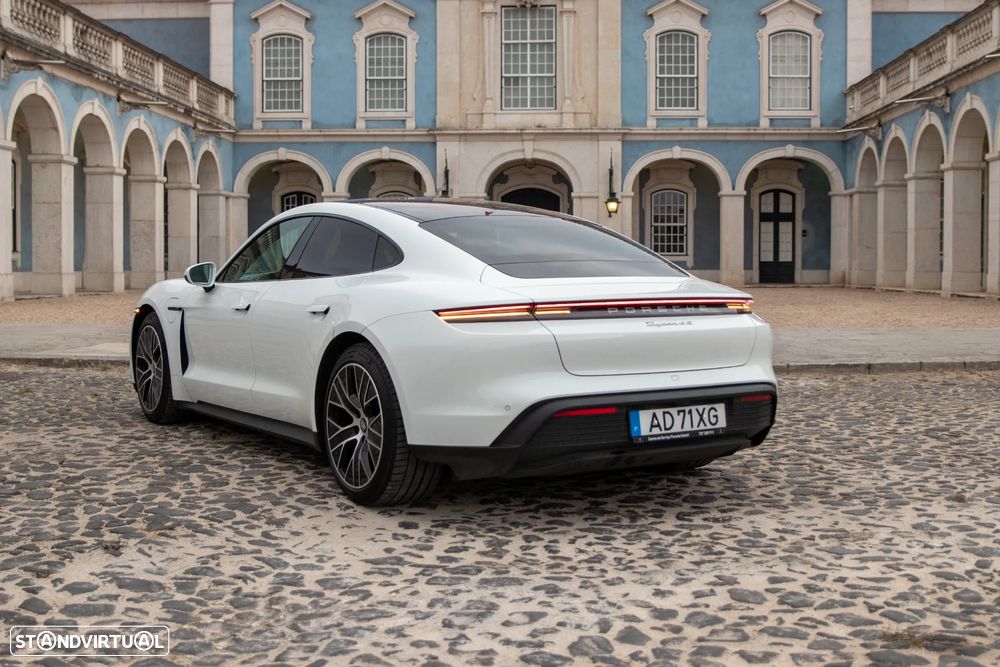 Porsche Taycan 4S Bateria Performance Plus - 7