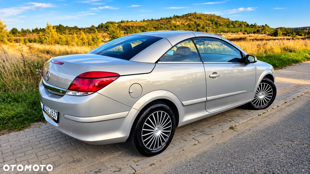 Opel Astra - 8