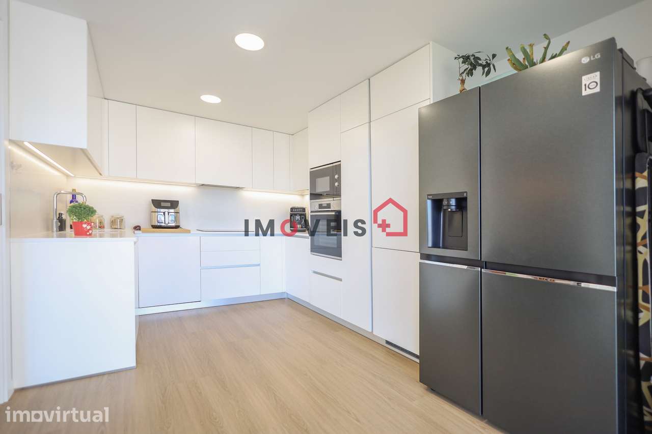 Apartamento T3 - junto à Marquês de Pombal - Grande imagem: 4/16
