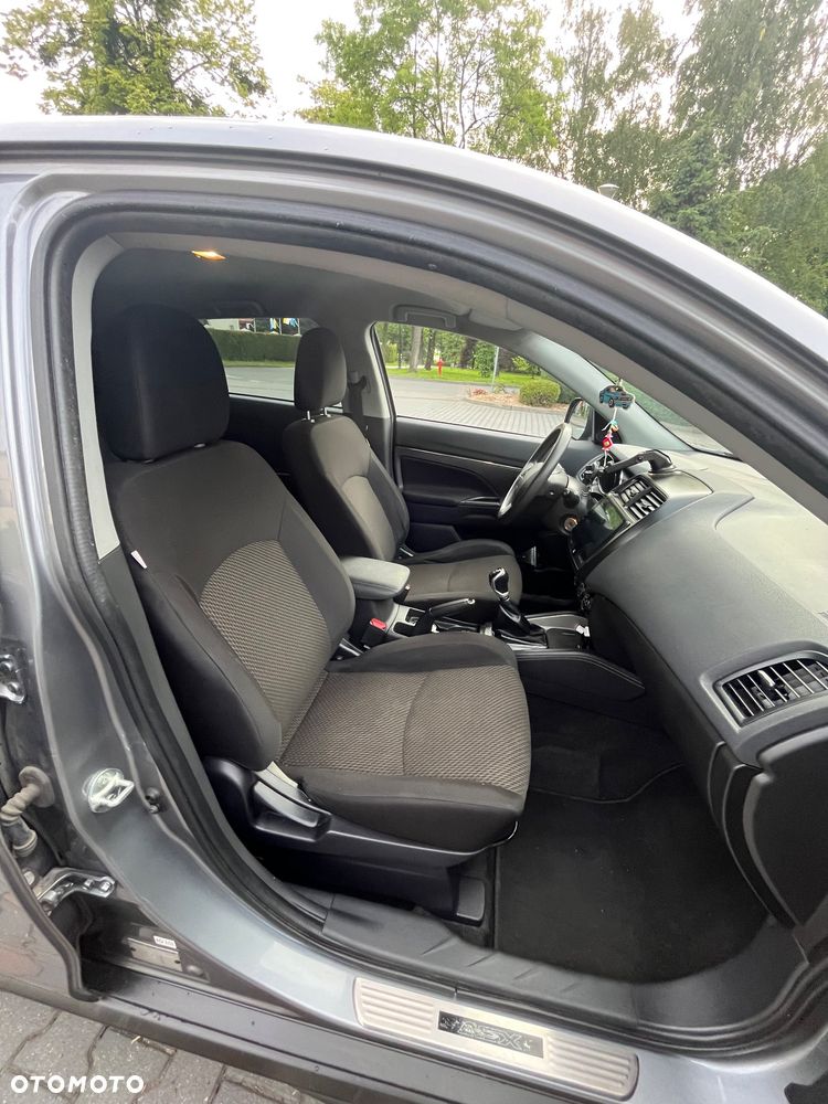 Mitsubishi ASX 1.6 Inform - 9