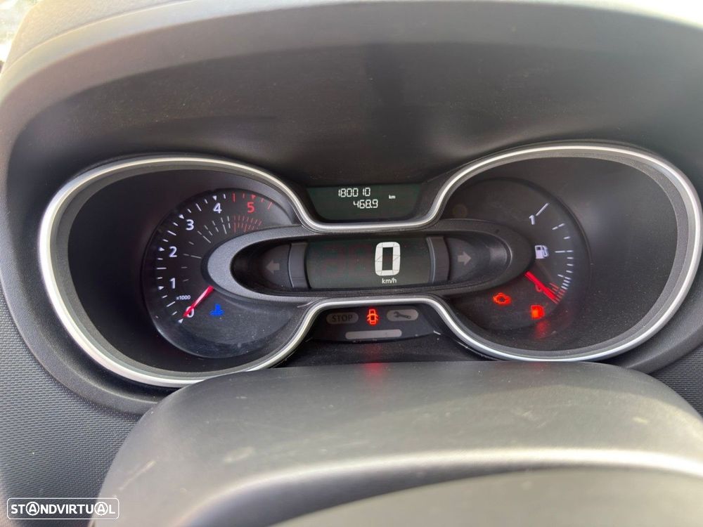 Renault Trafic 2.0 dCi L2H2 1.2T - 9
