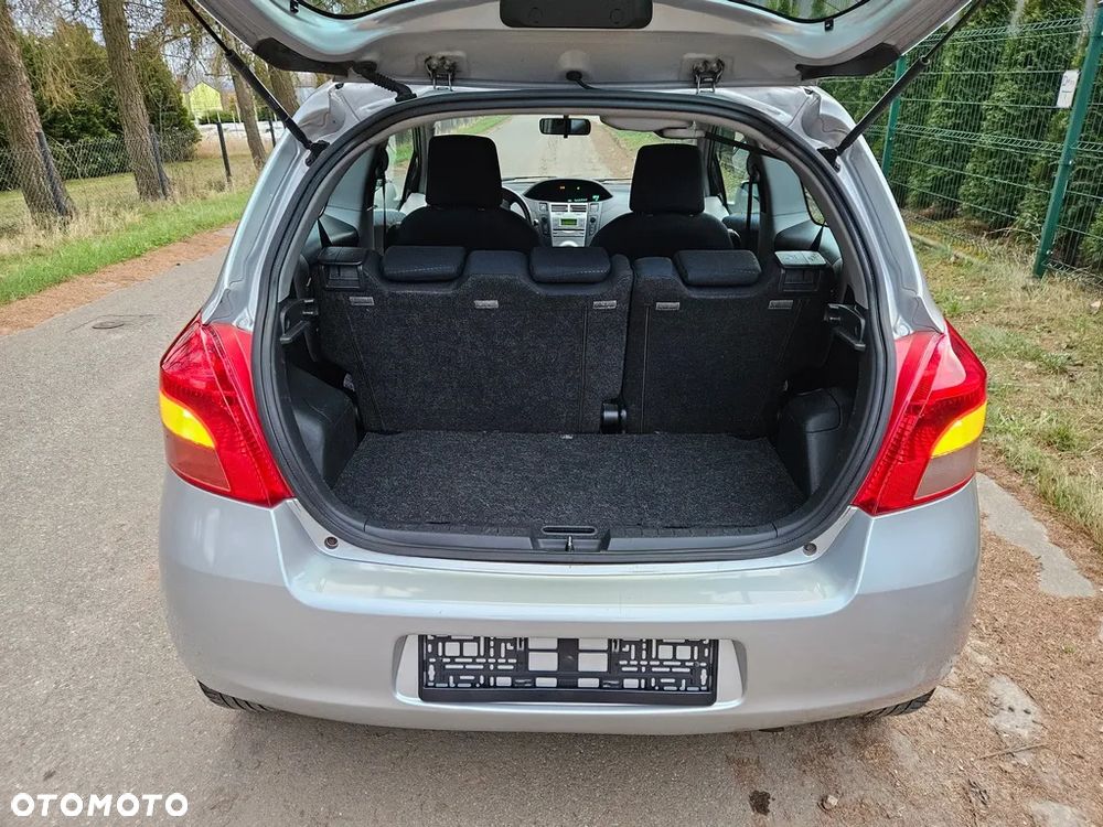 Toyota Yaris - 28