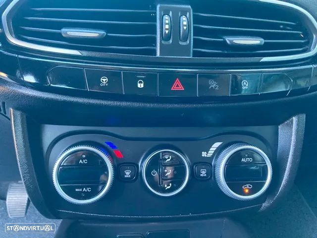 Fiat Tipo Station Wagon 1.0 GSE T3 City Life - 21