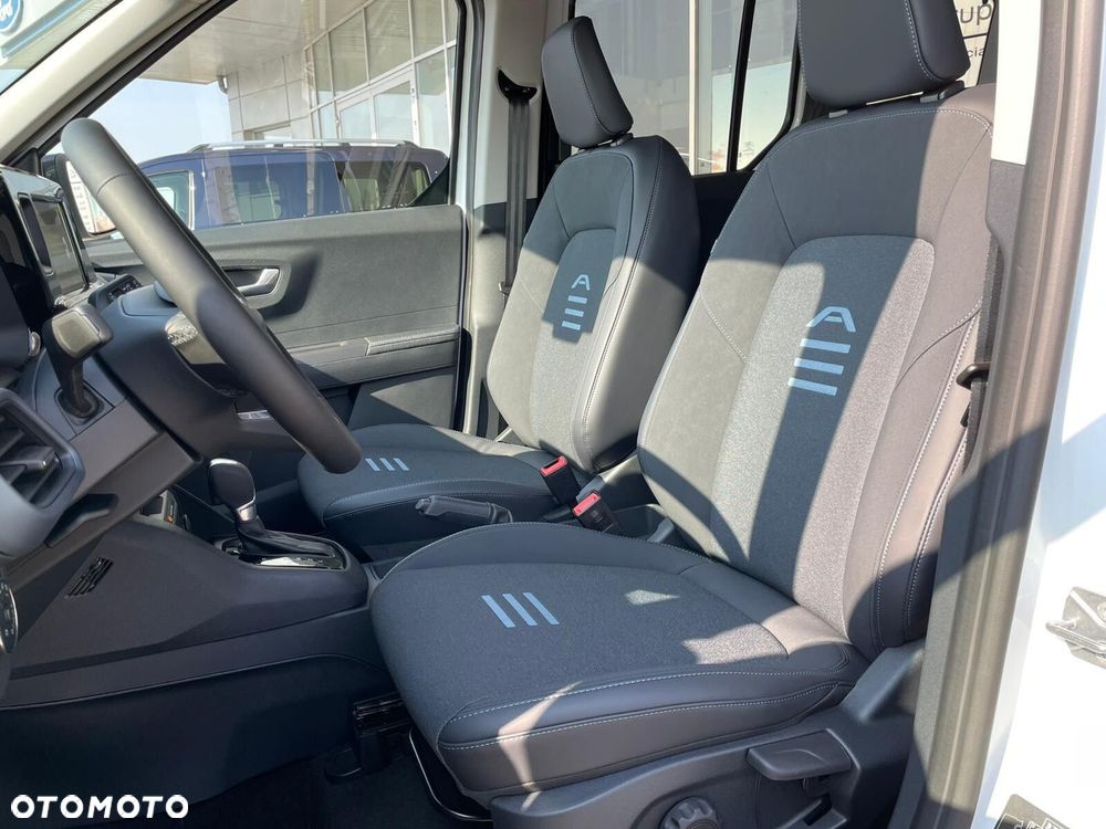 Ford Tourneo Courier - 24