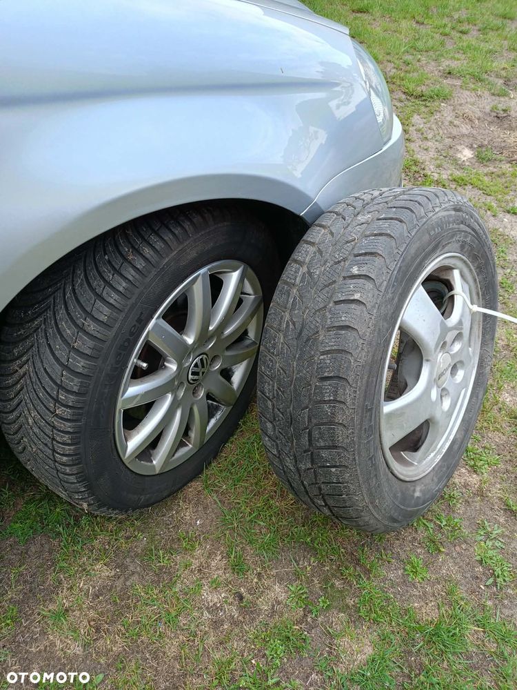 Volkswagen Jetta 1.9 TDI Comfortline - 16