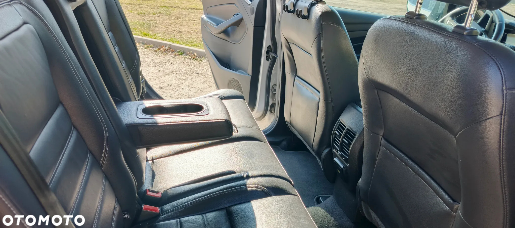 Ford Escape - 9