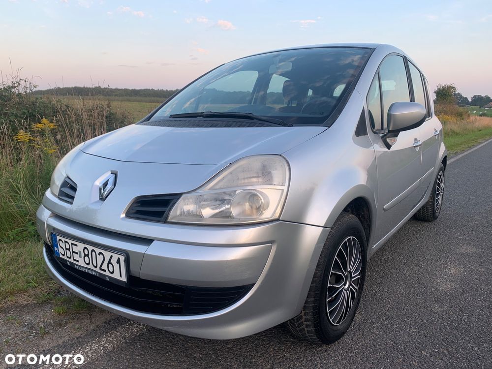 Renault Modus 1.5 dCi Authentique Dynamique - 9