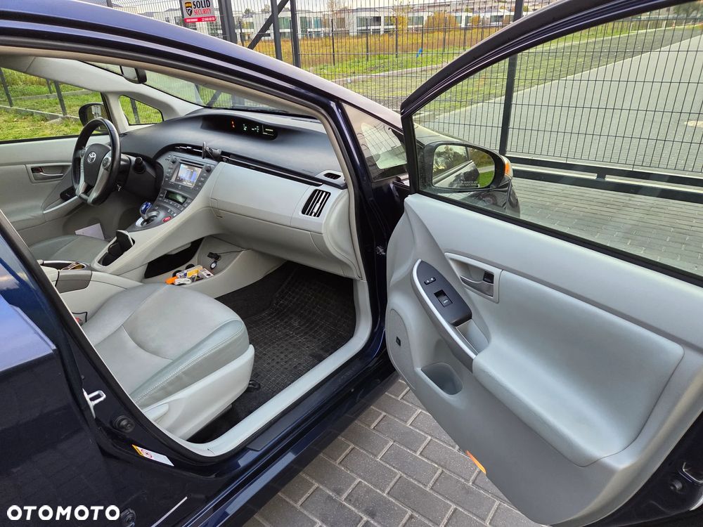 Toyota Prius - 6