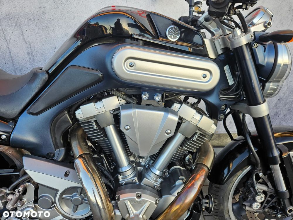 Yamaha MT - 17