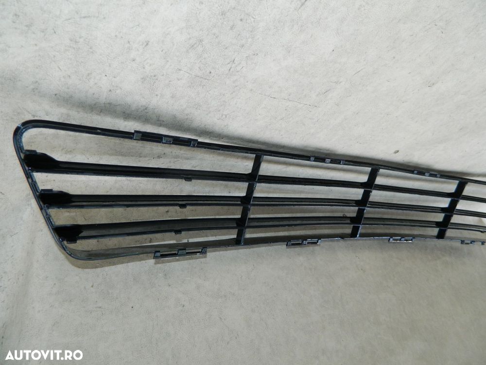 Grila intre proiectoare, Ford Fiesta, 2005, 2006, 2007, 2007, 2008,, 2S61-A018A58-A - 4