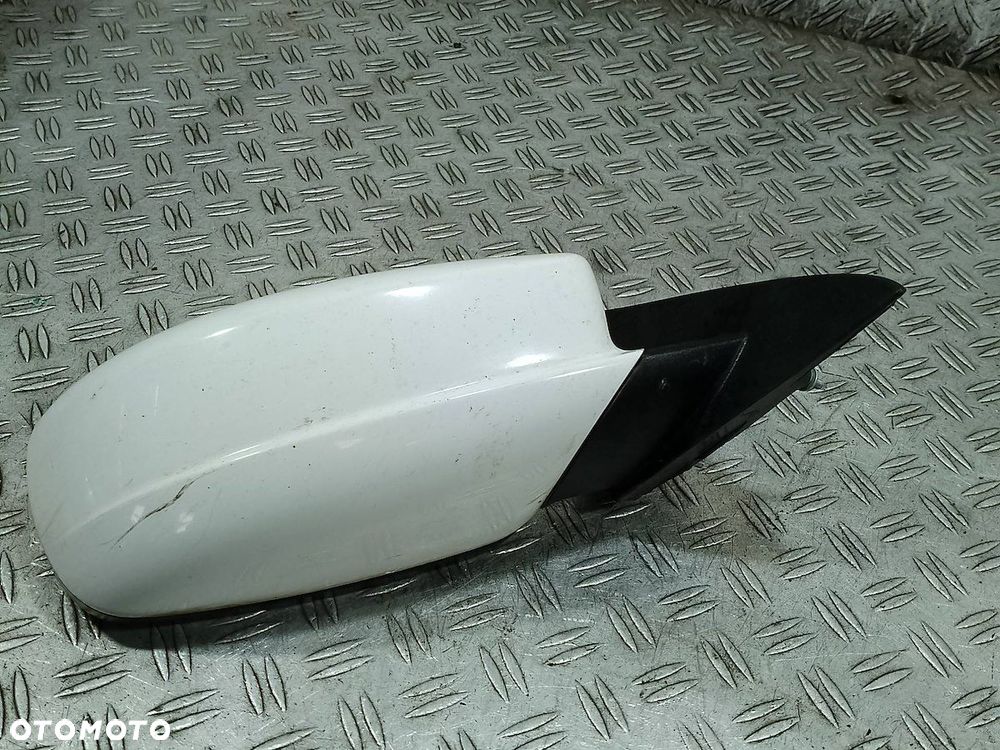 LUSTERKO PRAWE CHRYSLER 200 (JS) 83892AB PW7 - 2