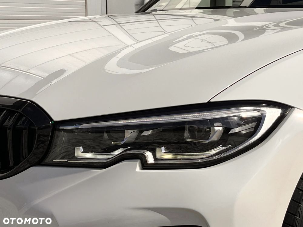 BMW Seria 3 318i M Sport sport - 16