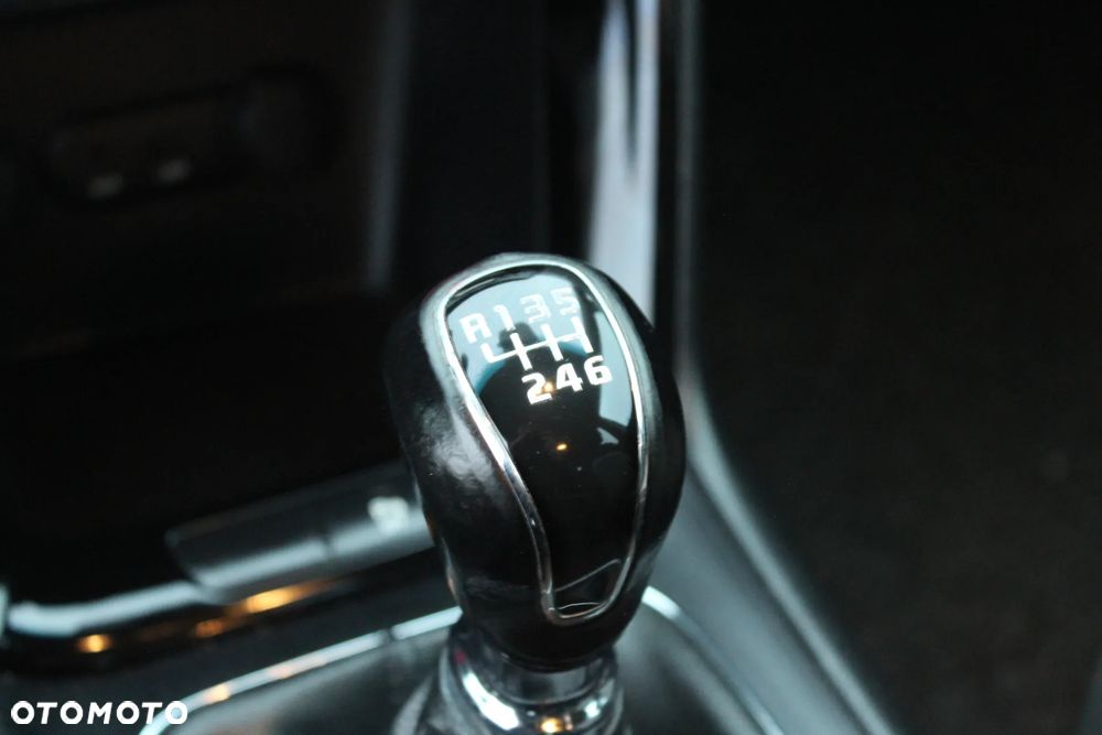 Kia Ceed 1.6 CRDi XL - 25