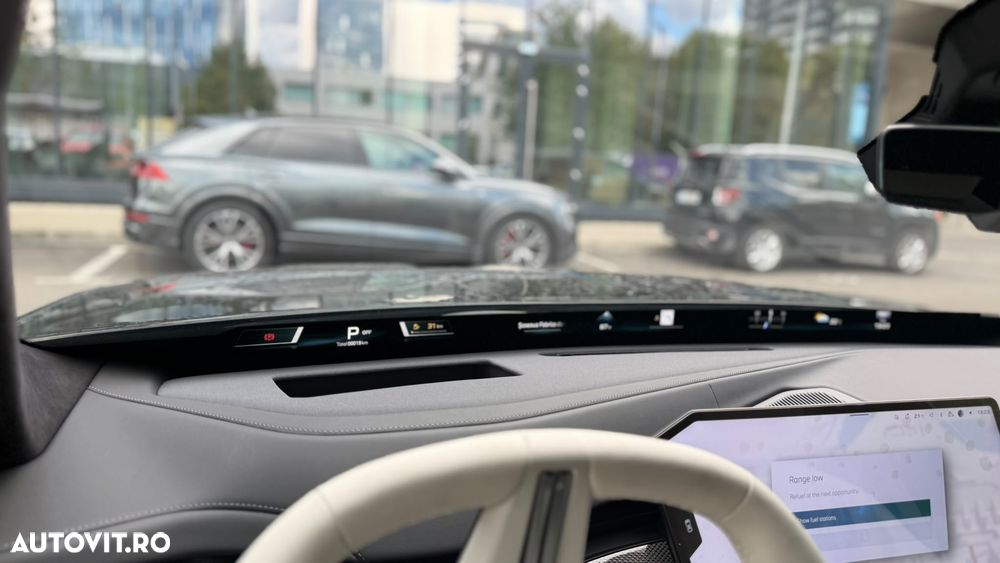 BMW Seria 7 740 xDrive MHEV - 12
