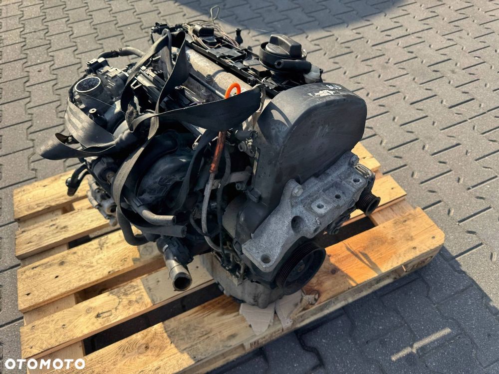 SILNIK KOMPLETNY 1.4 16V BUD 80 KM VW GOLF V 2007 - 3