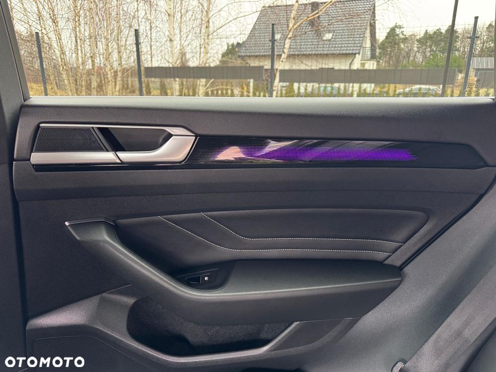 Volkswagen Arteon 2.0 TDI R-Line DSG - 37