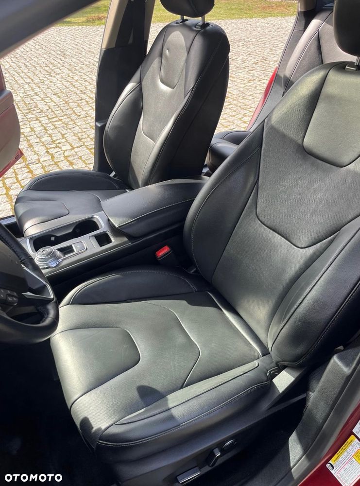 Ford Fusion 2.0 EcoBoost Titanium - 3
