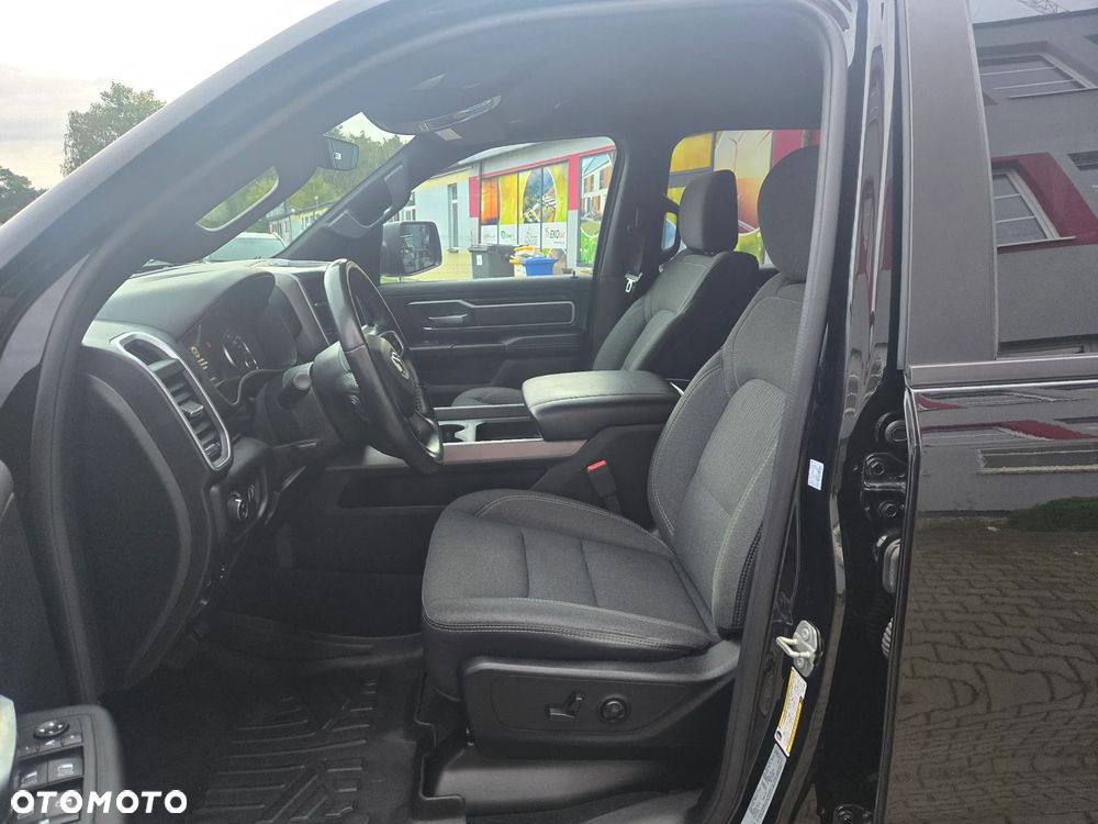 RAM 1500 Quad Cab Longbed Bighorn - 16
