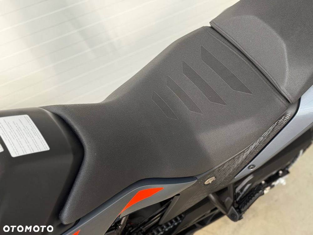 KTM Adventure - 28