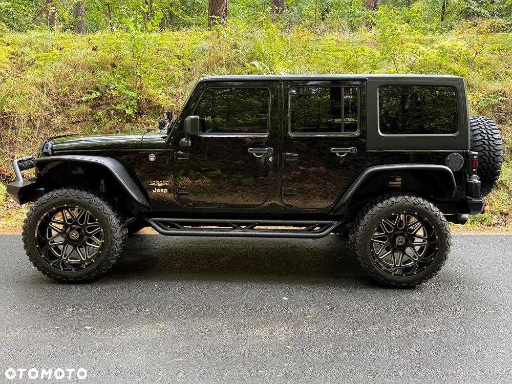 Jeep Wrangler 3.6 Unlim Sahara - 34