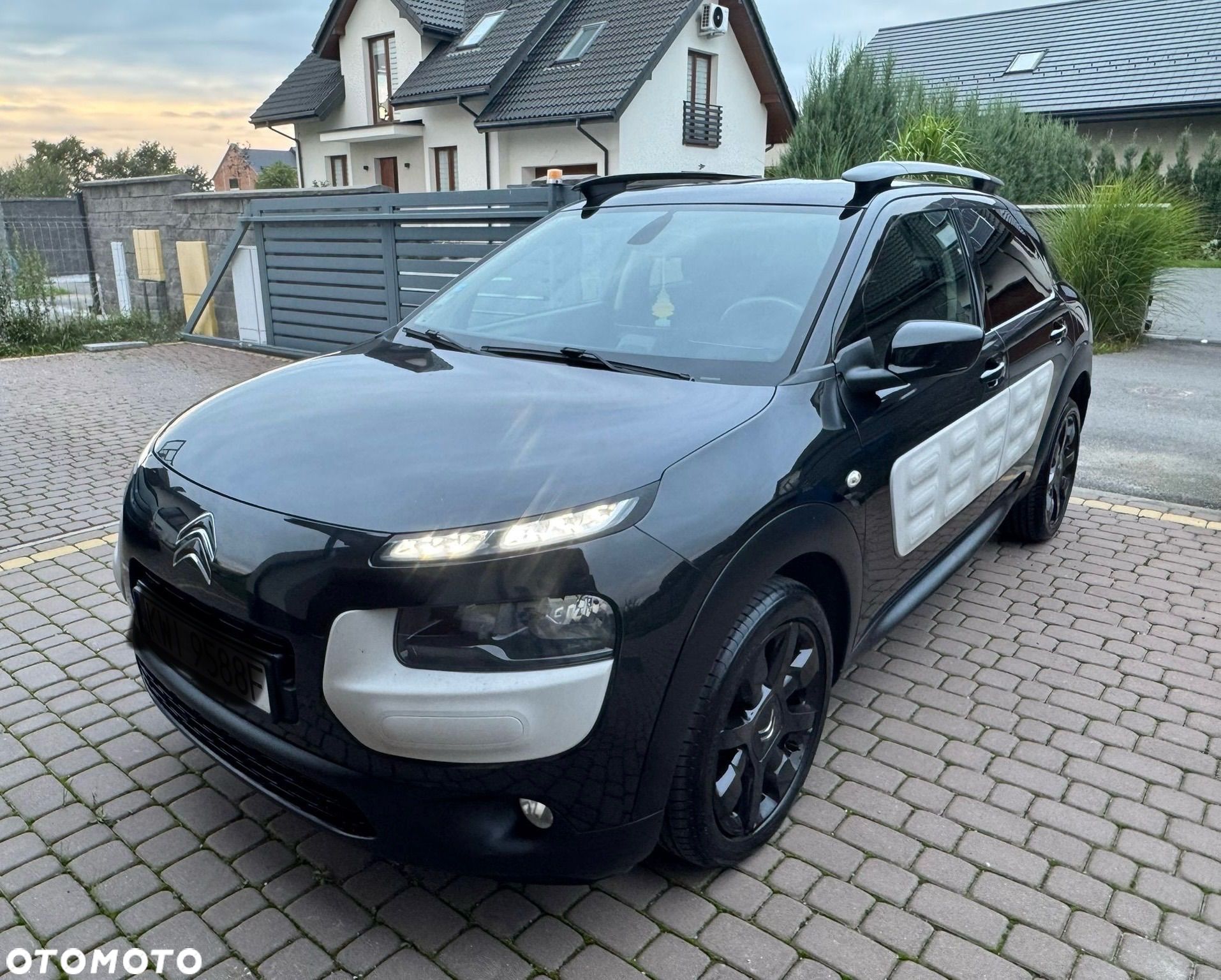 Citroën C4 Cactus 1.6 Blue HDi Shine - 1