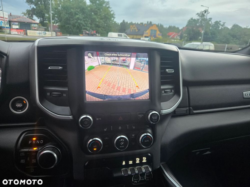RAM 1500 Quad Cab Longbed Bighorn - 24
