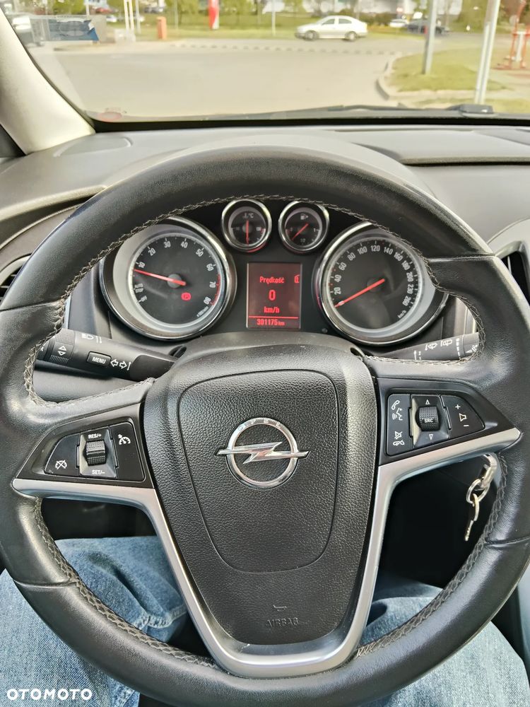 Opel Astra 1.4 T Cosmo - 5