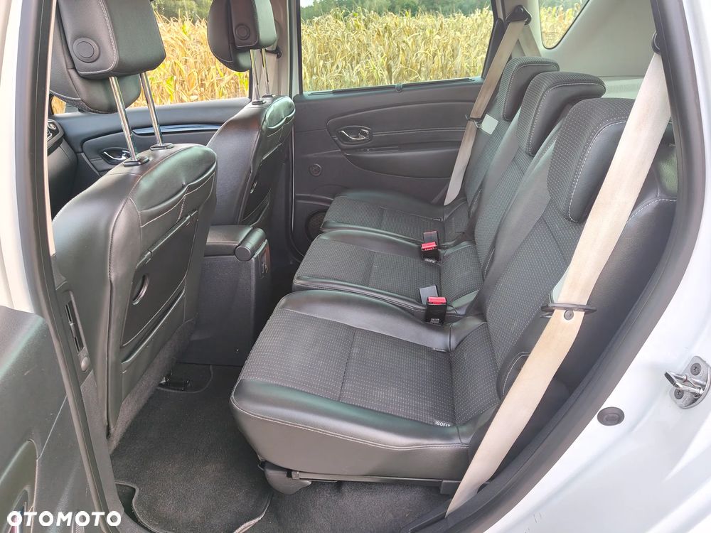 Renault Scenic 1.4 16V TCE Bose Edition - 6