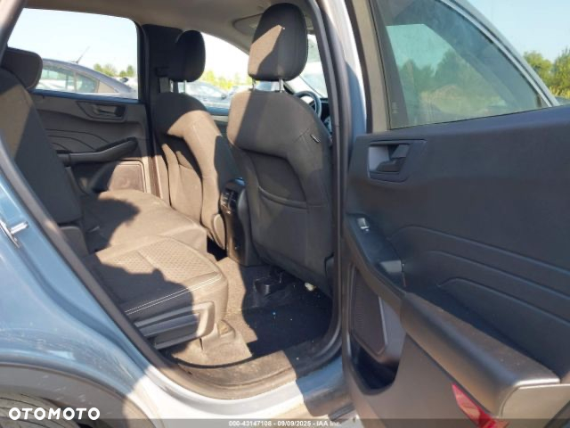 Ford Kuga 1.5 EcoBoost TITANIUM - 13