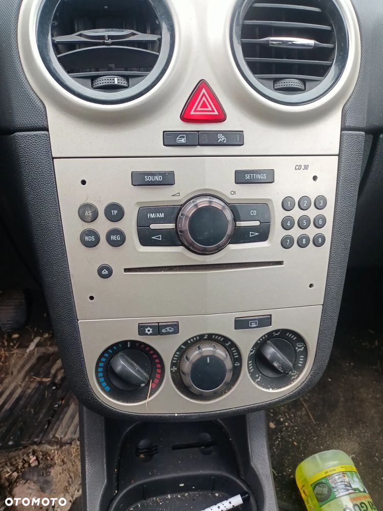 Opel Corsa 1.3 CDTI Enjoy - 4