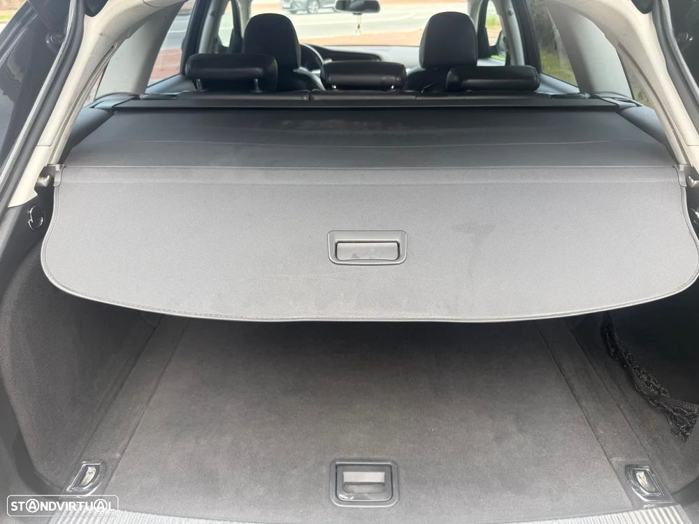 Audi A4 Avant 2.0 TDI Business Line Sport - 25